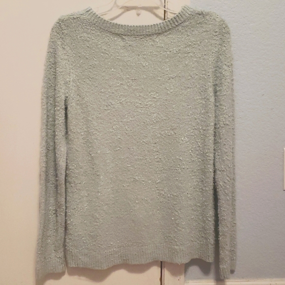 Heart Sweater - Picture 3 of 4